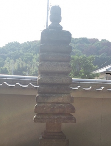日本の達磨寺に達磨塔はありますか？ 